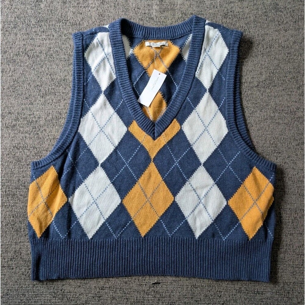 NWT American Eagle Women’s Navy Blue Argyle V-Neck Sweater Vest Sz XL